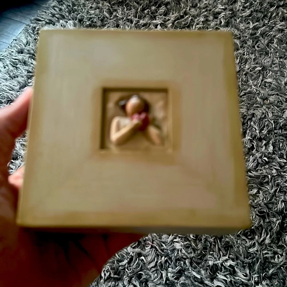 willow tree box - Picture 1 of 3